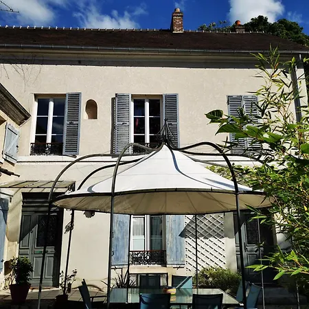 Guest house La Chasse Royale Plailly